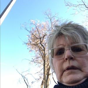 Meet your Posher, Janet